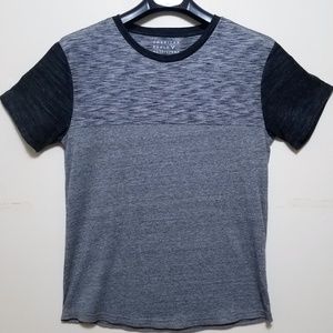 American Eagle Heather Gray T (Worn Once)